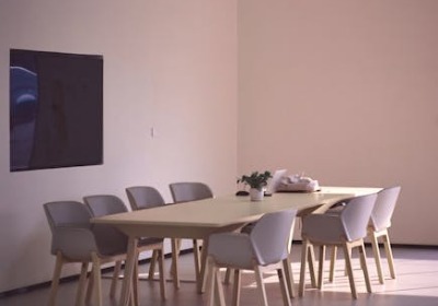 极简风包装设计避坑指南：从概念到落地的10年实战经验